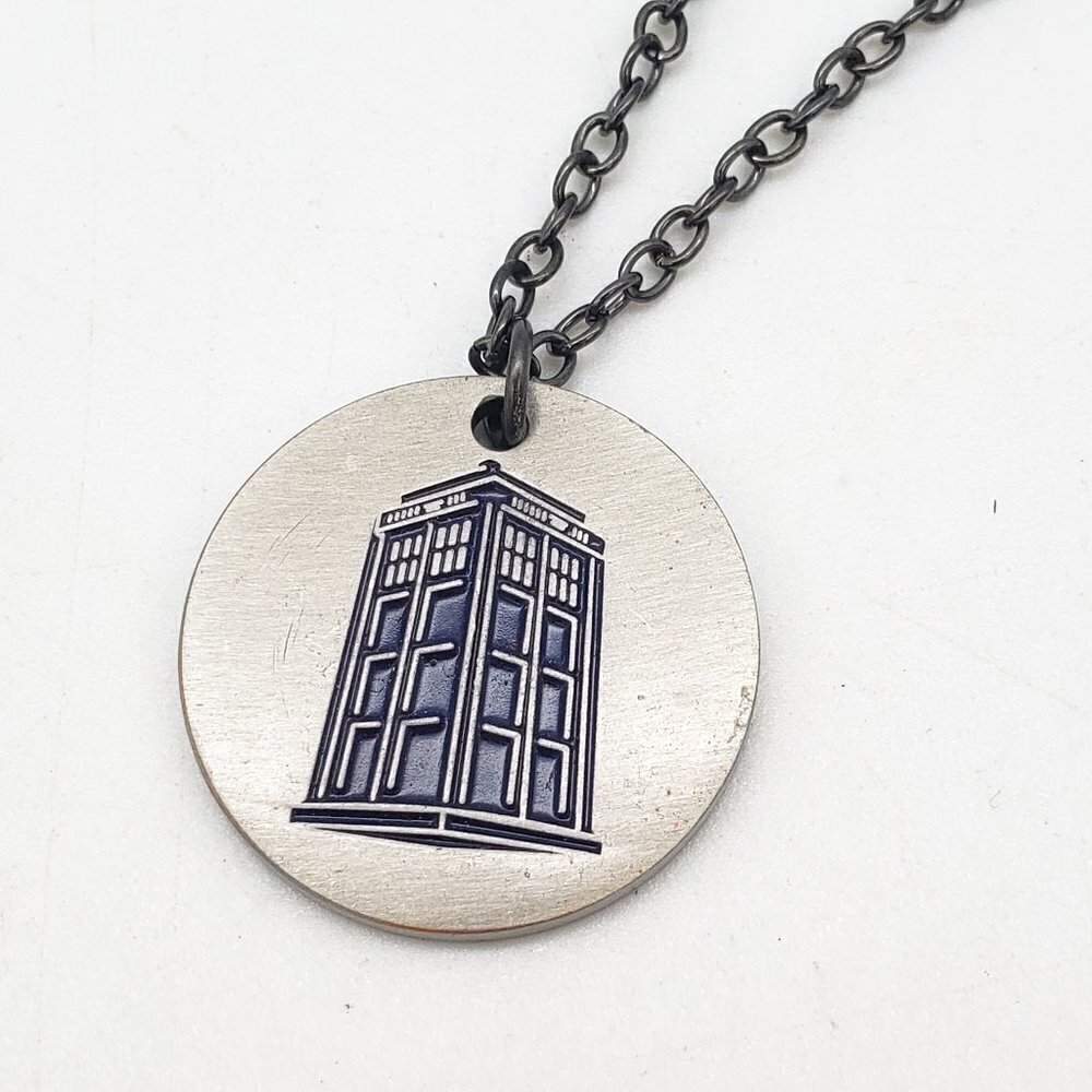 Doctor Dr Who TARDIS Bigger On The Inside Pendant Necklace 15 to 17" Metal Chain
